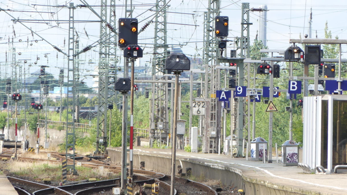 Hamburger Bahn-Regionalverkehr: Zu viele Zugausfälle und genervte Pendler*innen
