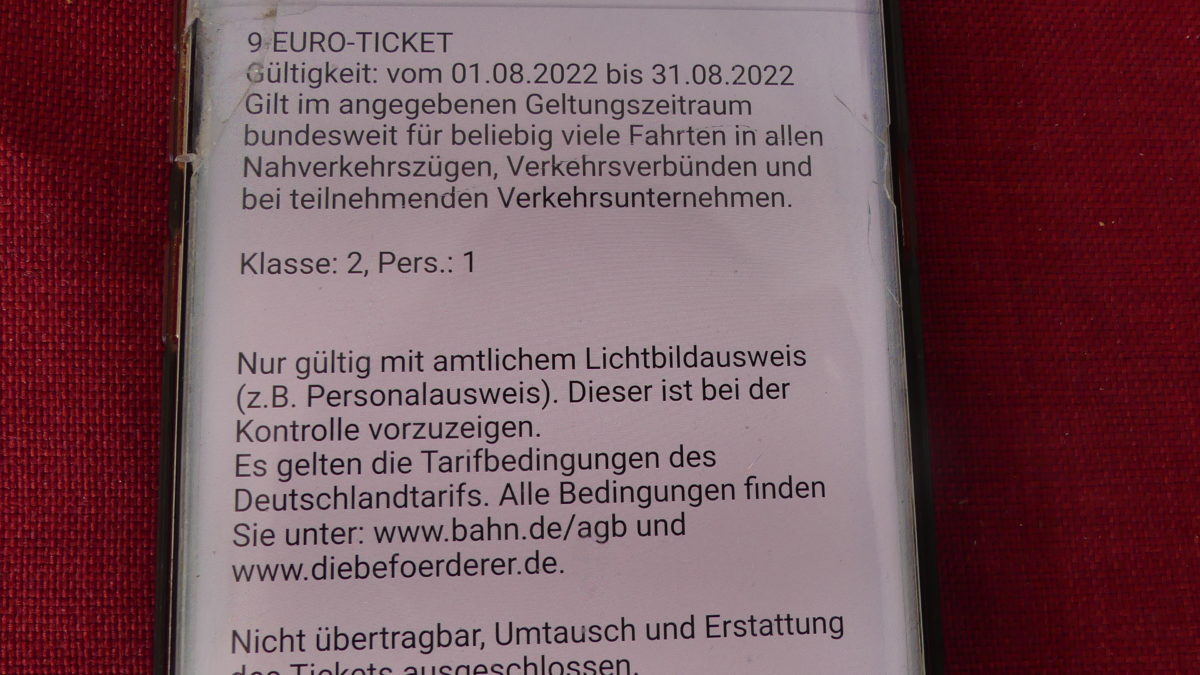 9-Euro-Ticket: Erfolgsstory endet mit hvv-Fahrpreiserhöhungen